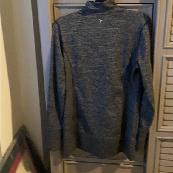 Old navy zip of gray and black stripe size large. - Picture 3 of 3